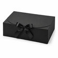 Scatola regalo 30 x 22 x 10 cm in cartone nero con nastro di raso - chiusura a patta